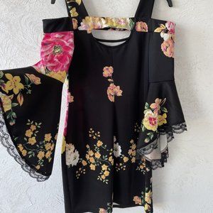 Venus Dress   Size Medium